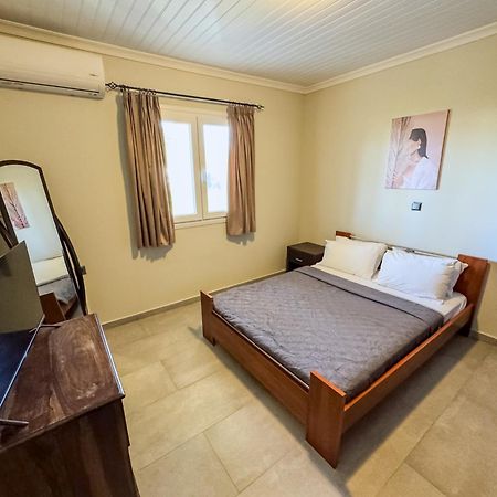 Beachlife: The Bungalow Marmari  Bagian luar foto