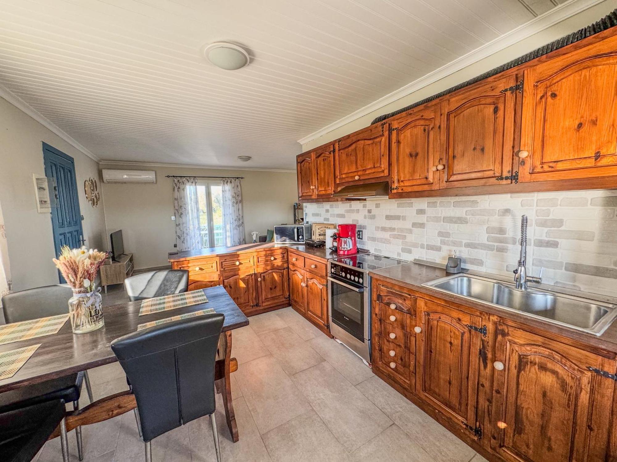 Beachlife: The Bungalow Marmari  Bagian luar foto